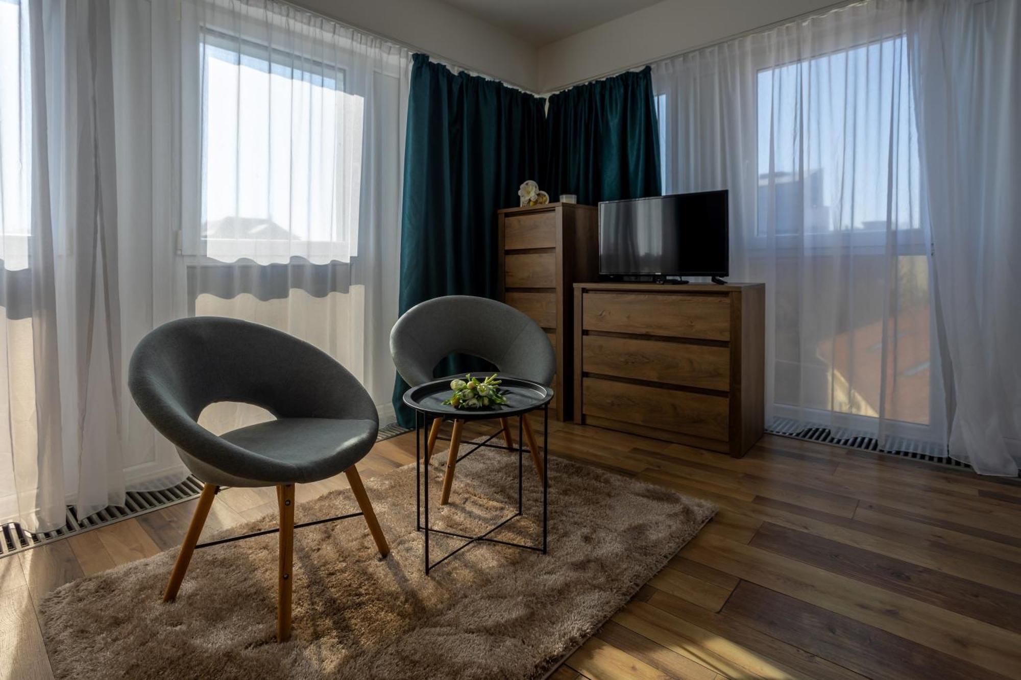 Hellowine Apartman II Егер Екстериор снимка