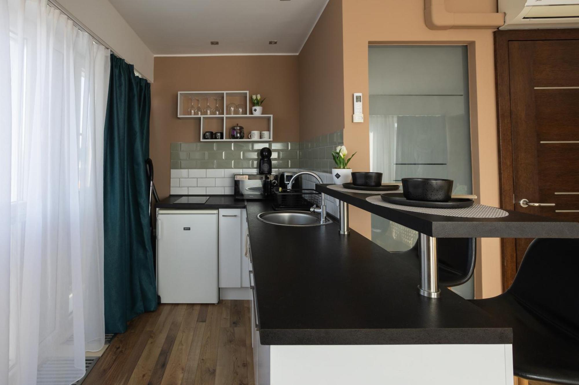 Hellowine Apartman II Егер Екстериор снимка